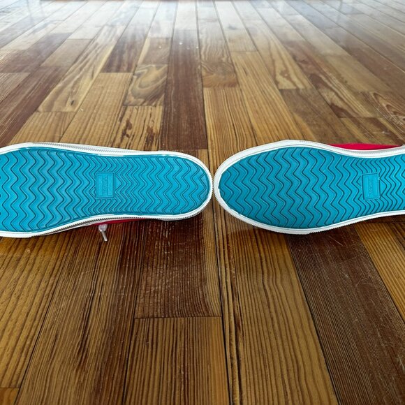 NWOT Women's Size 8.5 Toms Travel Lite Red Shoes - Picture 11 of 12